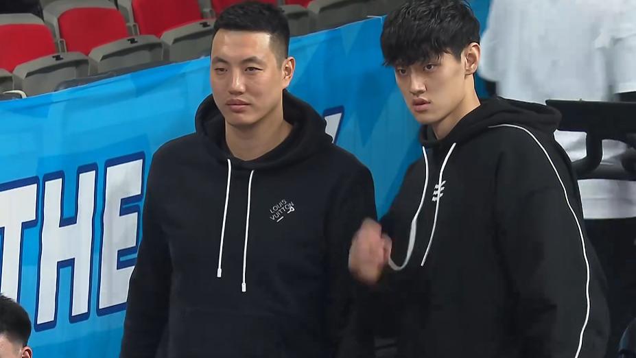 残阵力克浙江！北京传来3好消息，第4外援终于觉醒，小曾即将复出