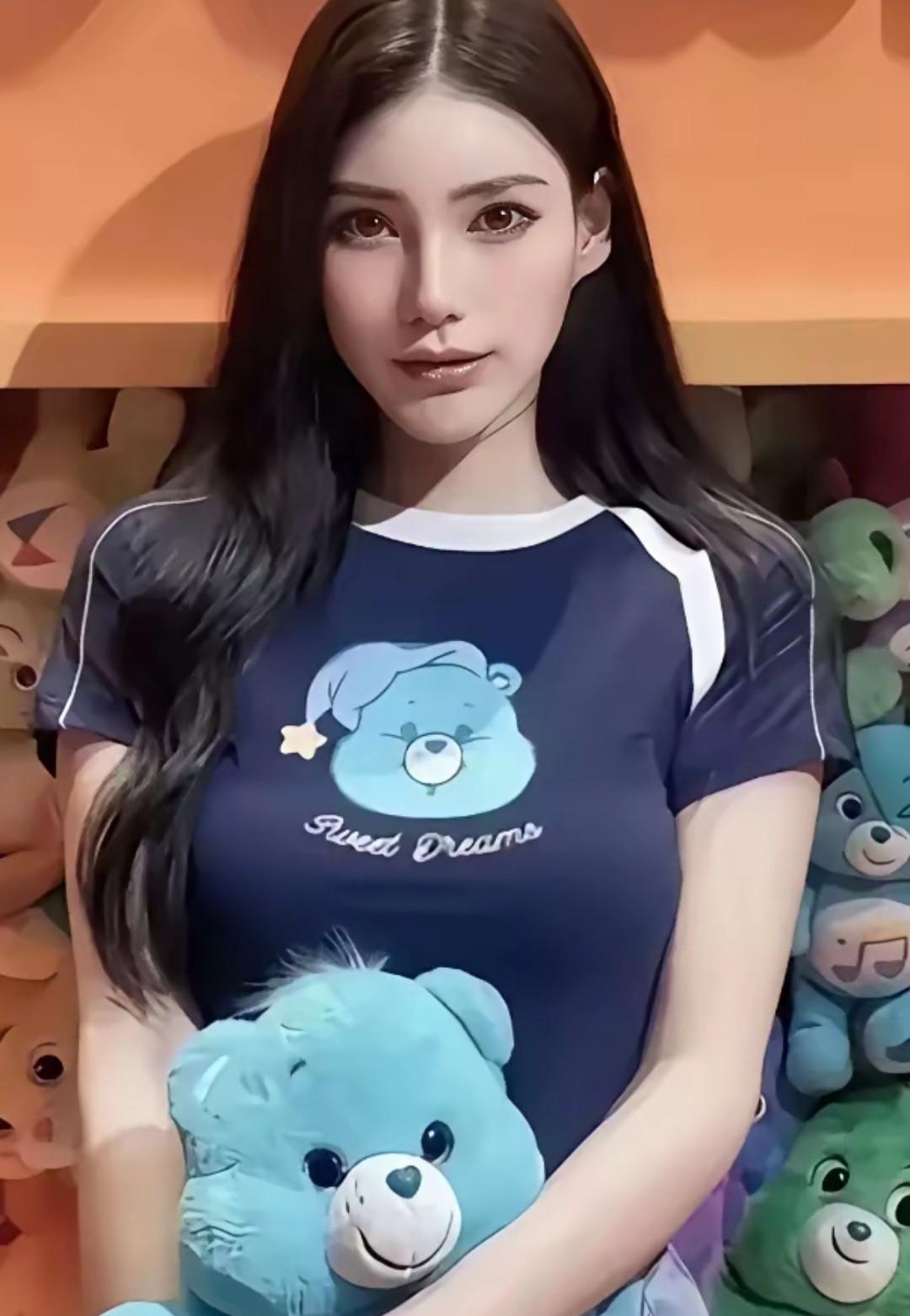 马筱梅说：“很多人劝我要我要一个自己的小孩，我不是有两个了吗？因为是老公的孩子，