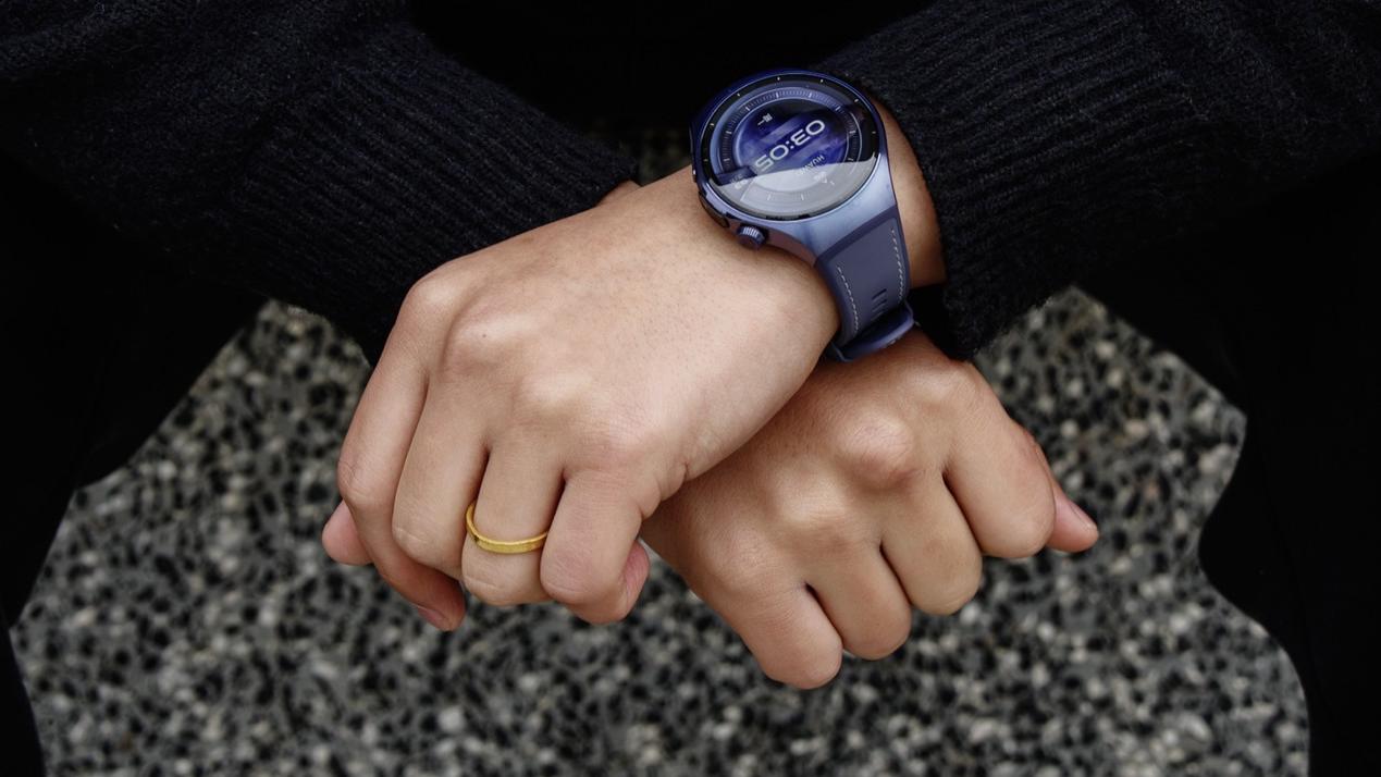 新年送礼“表”心意，华为WATCH 5满满黑科技，送啥不如送健康