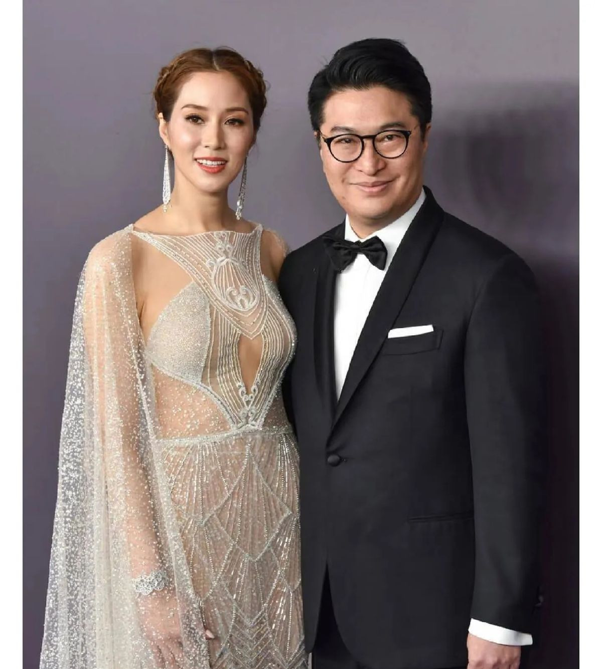 徐子淇豪门婚姻之路











嫁入豪门，是很多女孩的梦想。徐子淇的故