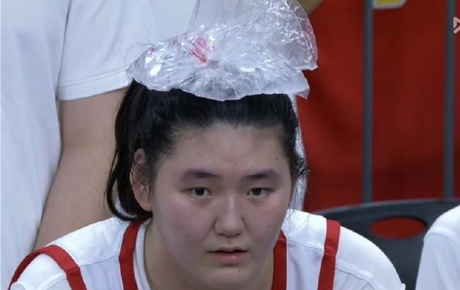 中国女篮101-55大胜波黑女篮，中国女球员表现点评！
一、表现出色（3人）
1