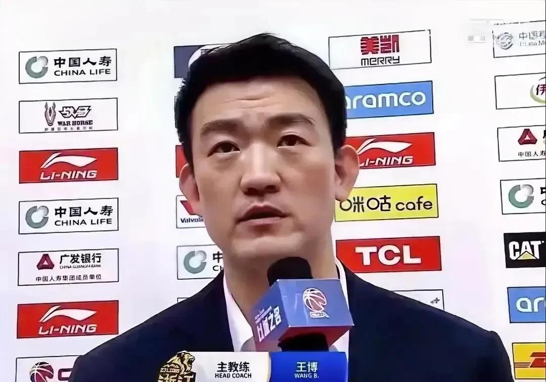 广厦输球，让我看明白一个事。
王博这四年只研究辽宁队了，之前的青岛队差点把广厦挡
