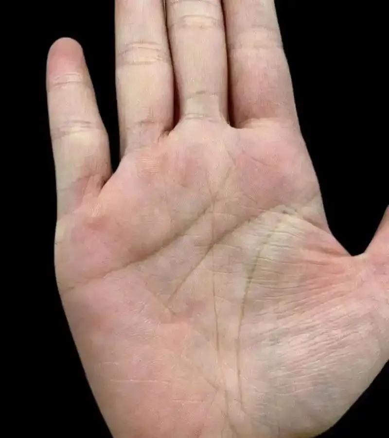 每一份辛苦努力都是成全
我们每个人都要为梦想而奋斗
最好的回报是最终得偿所愿
今