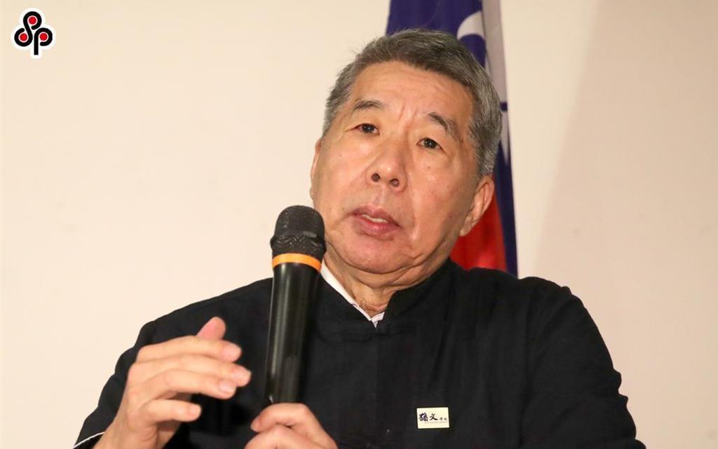 国民党研商减少党主席选举说明会，张亚中呛声
国民党候选人罗智强、郝龙斌3日不约而