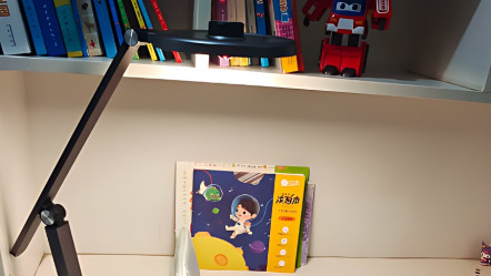 护眼台灯和普通灯什么区别？怎么选？十大护眼台灯品牌有哪些？