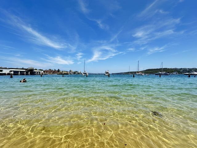 二年行驶感受
快两年了，高速油耗低，56个就可以了，市内9个油，动力操控很细滑，