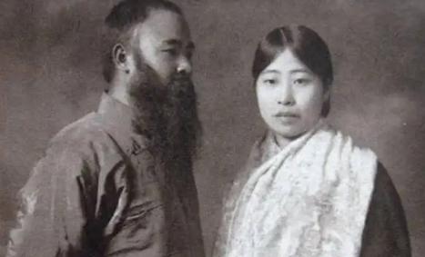 1953年，54岁的张大千去在日本时遇到了18岁的山田喜美子。在那段岁月里，山田