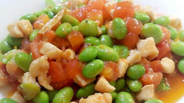 家常青豆炒鸡丁秘诀鲜嫩多汁超下饭