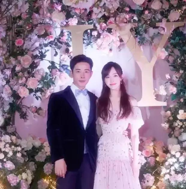 她的颜值和演技让人深深折服！她是如何做到越活越美的？她的人生堪称精彩。
央视品质