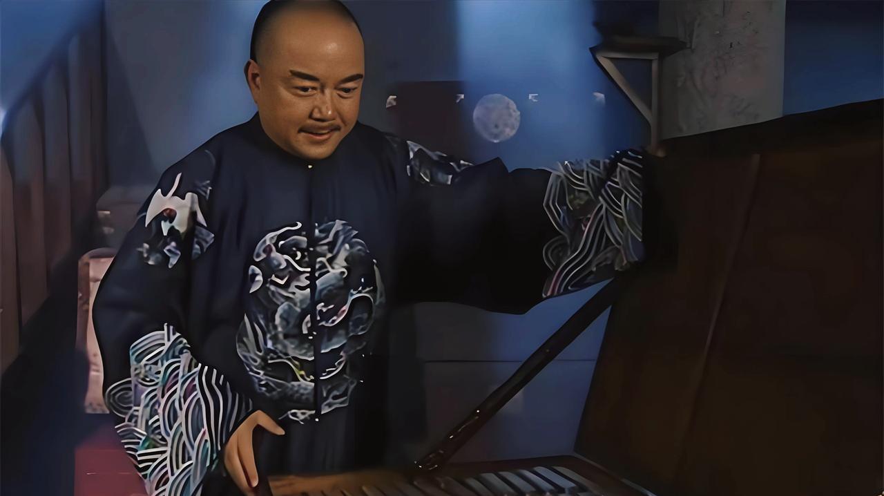 和珅得势后，过去那些对他不闻不问的穷亲戚们纷纷前来投奔，谋求一官半职。和珅一概不