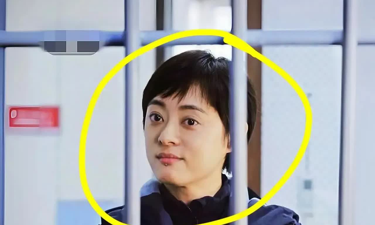 有种很不好的感觉，
邓超icon会是下一个李亚鹏icon，
有知情人士透露：