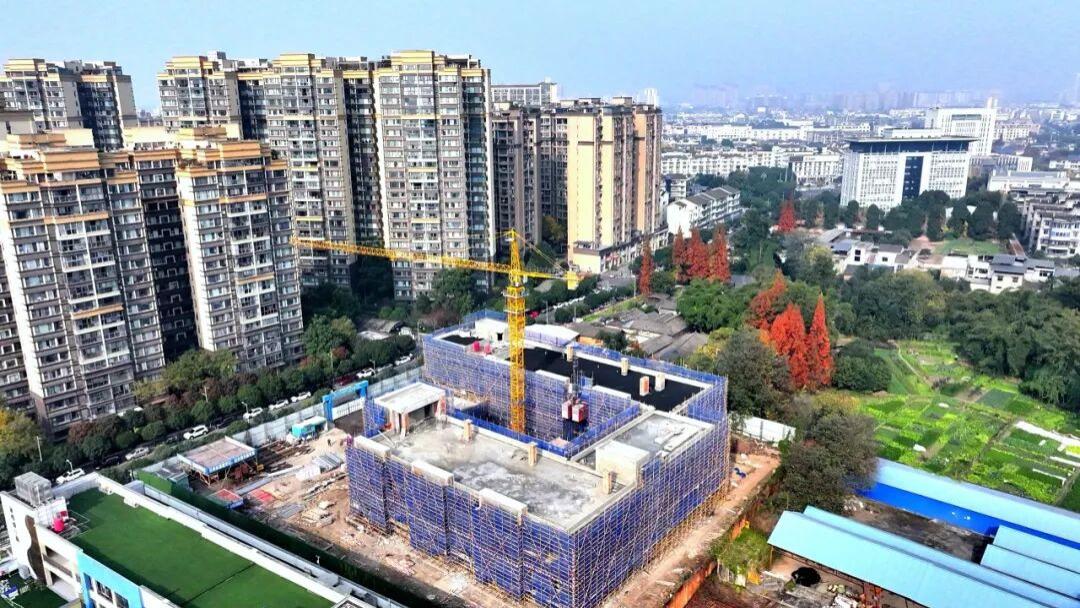 抓项目促投资 奋力冲刺四季度丨渔唱第二幼儿园封顶，将新增450个普惠学位！