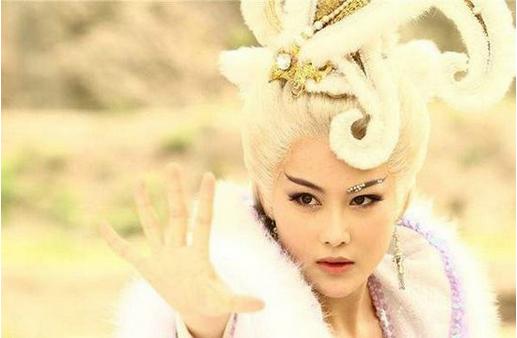 琵琶精死了，雉鸡精心里作何感想？看她和狐狸精的对话就知道了！