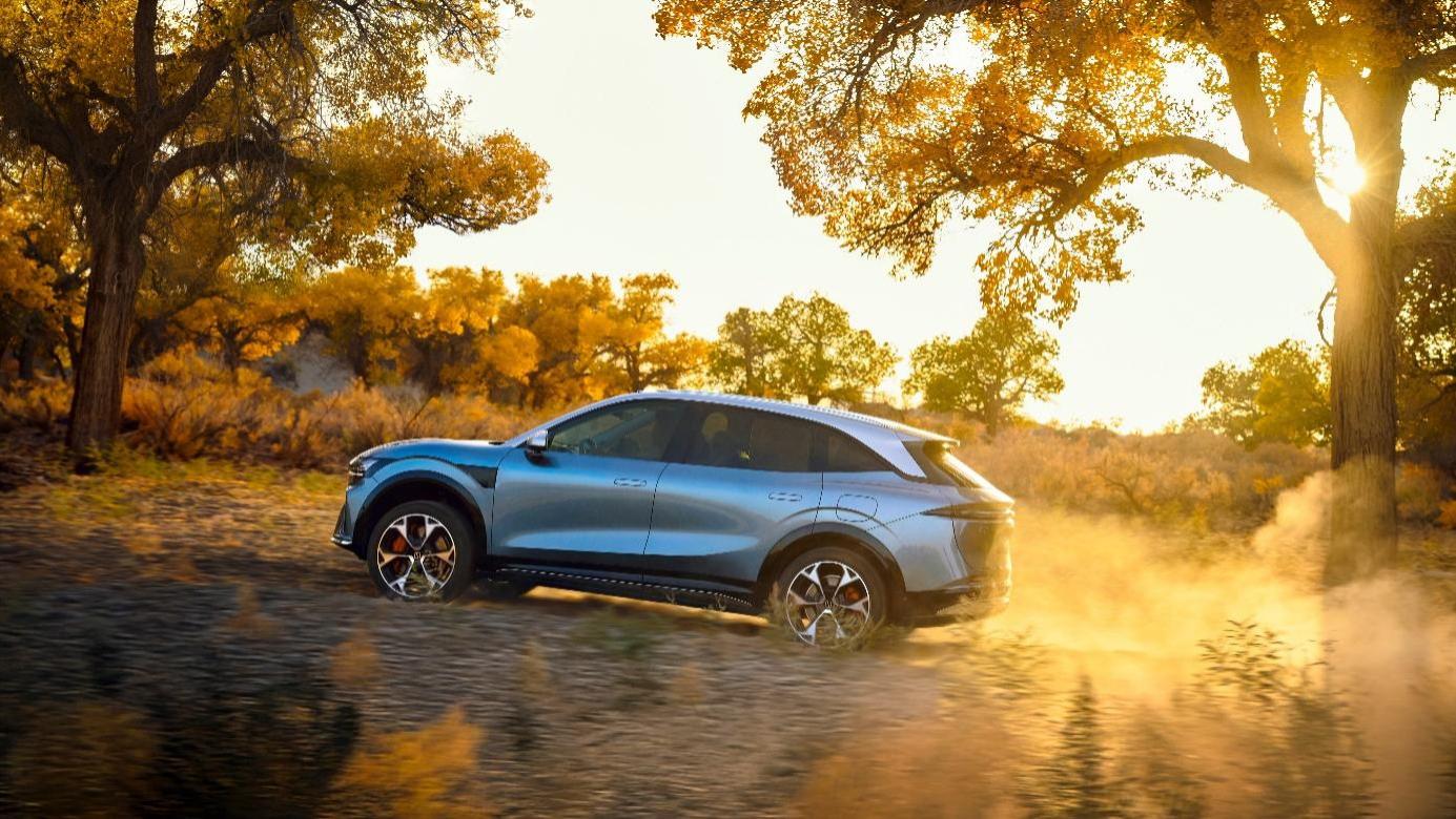 焕新极氪7X正式上市，限时售价21.98万元起