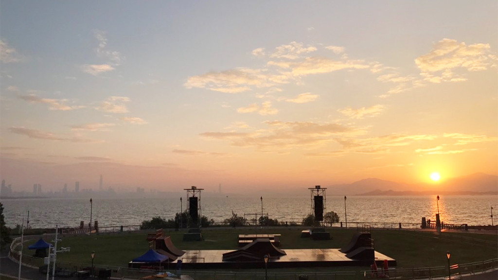 封神！深圳13号线一站一景，承包山海与浪漫的宝藏地铁线