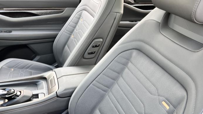 选锐界 L 就图个宽敞，现在越开越觉得值