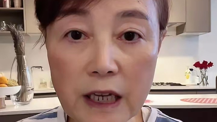 63岁史晓燕要直播带货到80岁，想卖北京房产，忆协和同事颇多微词
