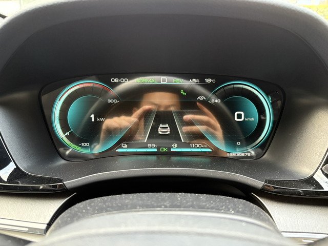 宋plusDmi高速油耗分享
早晨八点从深圳由长深高速去浙江，早上满油满电出发，