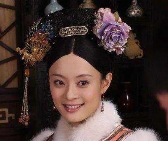 一次，记者问孙俪：“你年收入7000万，为什么不赡养父亲？”不料，孙俪却冷冰冰回