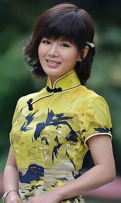 扮演女特务出名的十位女明星：
一、王鸥
二、周扬
三、宋轶
四、阚清子
五、刘威