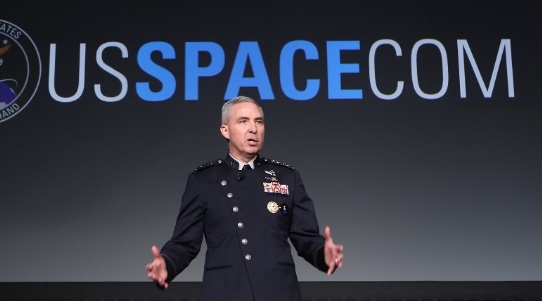 特朗普吹响号角，决战要来了？



32 国对乌军援，俄终于等到东方强援。

