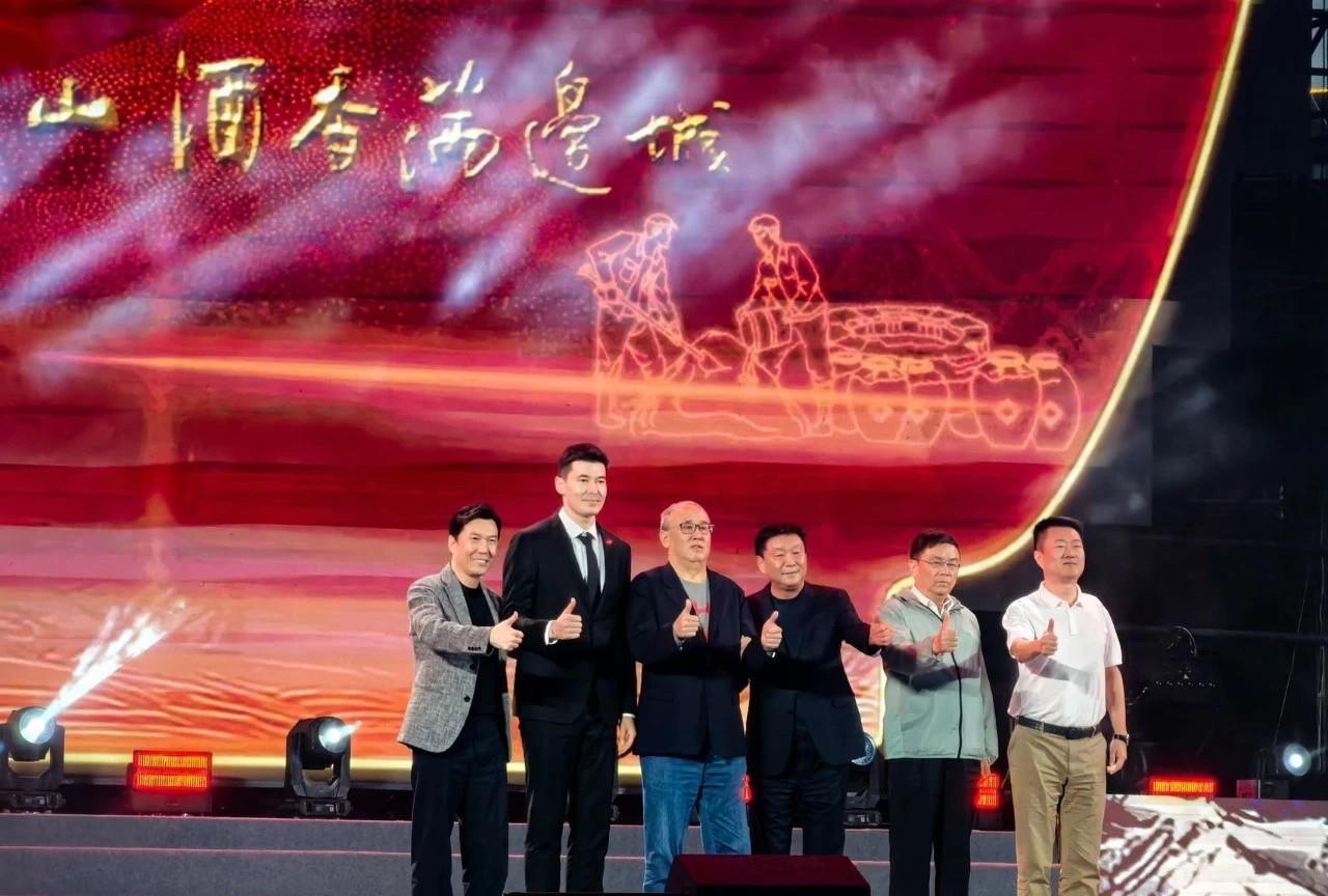 新疆男篮开启新赛季准备工作，从纪律抓起是明智之举。上赛季齐麟、赵睿的违规行为影响