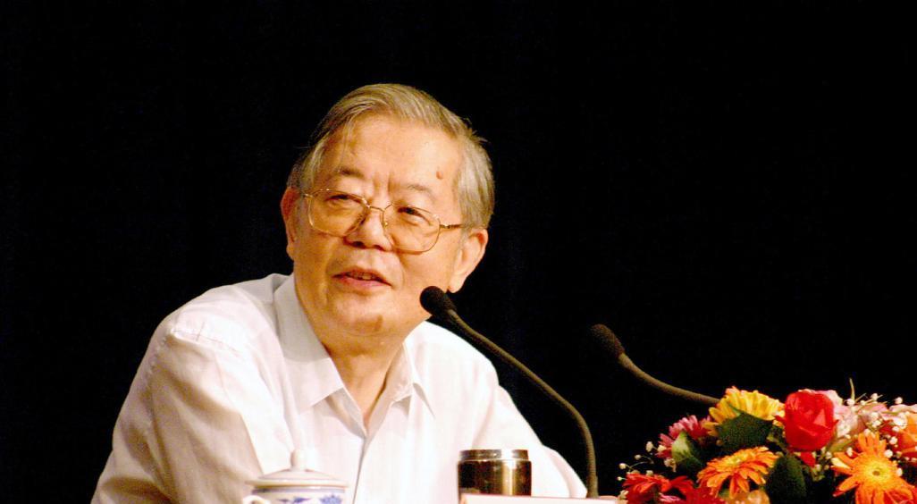 “两弹元勋”周光召：他卧病13年，妻子早已去世，女儿很悲痛。尊重自己民族中的英雄