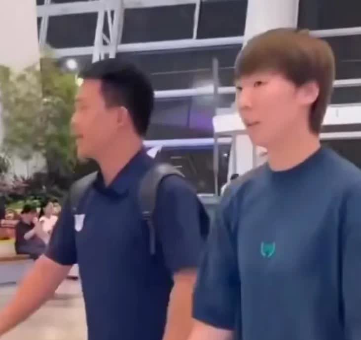 王曼昱在结束乒超联赛第二阶段比赛后，昨晚连夜离开厦门回京。

鳗鱼是由鲁能工