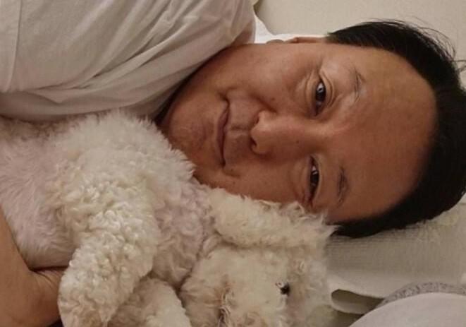 尹锡悦的心真够大的，进了拘留所还私自用手机看宠物狗的视频，还真不如金建希重感情！