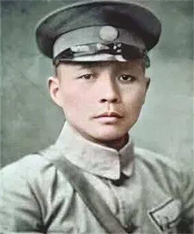 1937年1月初，蒋介石对侍从室主任钱大钧产生了怀疑，认为他在“西安事变”中知情