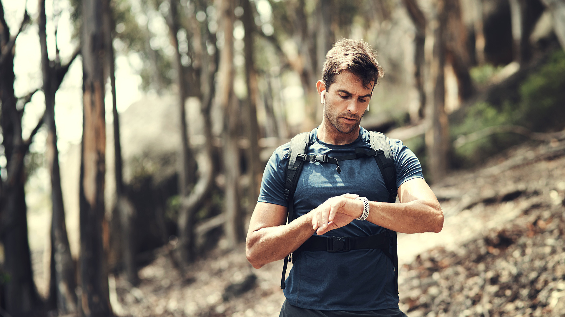 「智能手表别瞎买！」2025年用户疯推的3款表实测：览邦/华为/Apple，闭眼入不踩雷