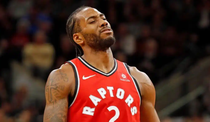 除了为伦纳德送走压力山大，快船做了最大的错误是什么
当初卡子一句，引入巴特勒或者