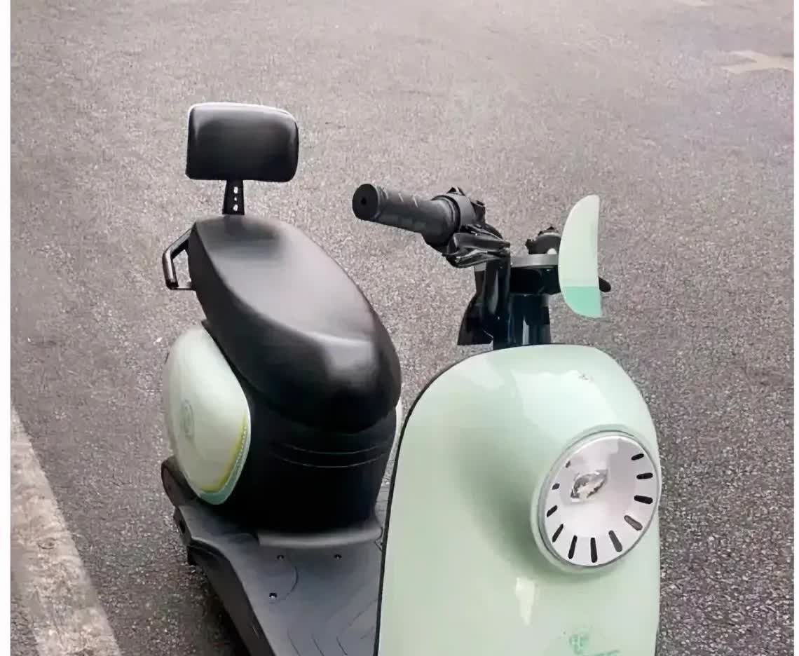 小区收闲置电动车被熟人“套路”了？看邻居挂出九成新电车，想着邻里交易靠谱，试探出