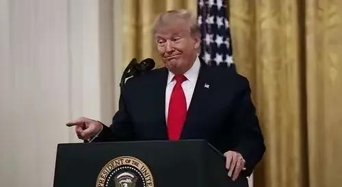 当全世界都觉得特郎普是疯子的时候，没想到他真的完成了对全世界征税的奇迹，史无前例