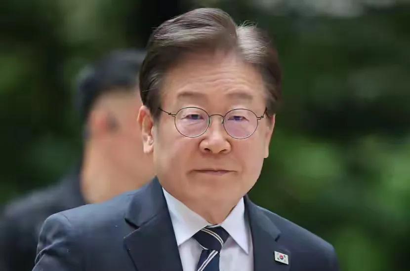 李在明的压力山大！
在大国博弈中，小国很难做人！但为了自己囯家的切身利益，李在明