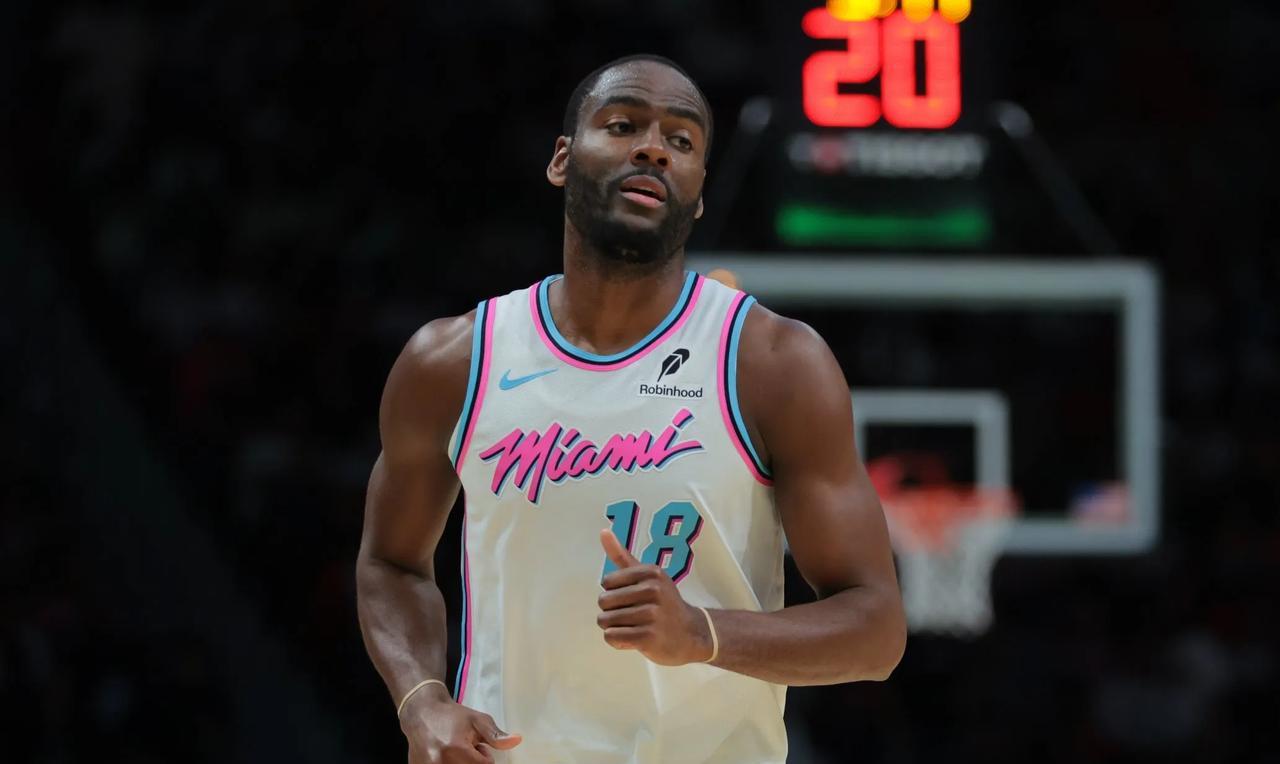 勇士欲签后场神射手，他会是对抗火箭的关键。不过一切交易需在库明加交易之后才能进行