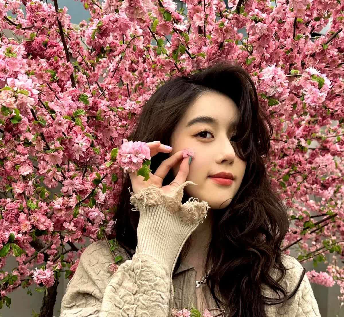 董明珠这句话的含金量提升了！

“海归都是目的不纯的”

看了李凯馨不正
