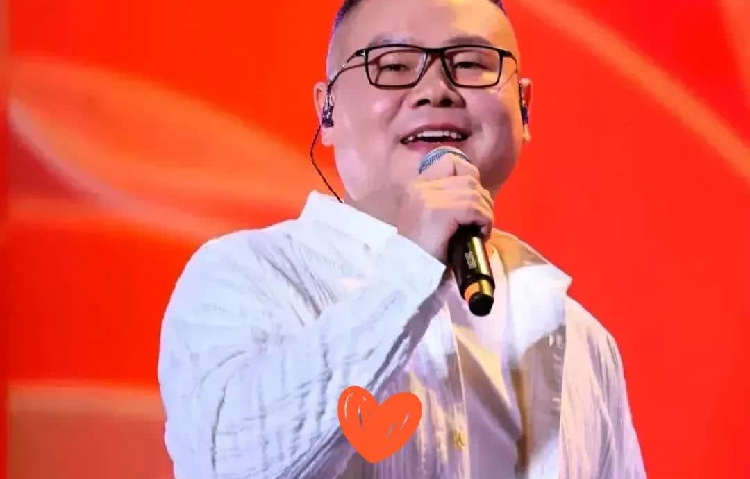 万万没想到！
意外成功的小岳岳，

一场演唱会，座无虚席！岳云鹏：我从来没