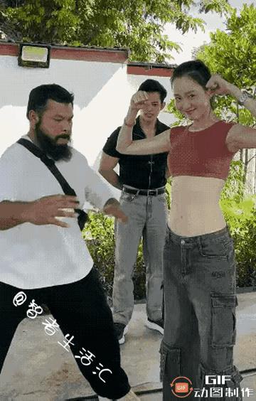 胡子哥，你这下手也太“绝”了吧，真是厉害极了………