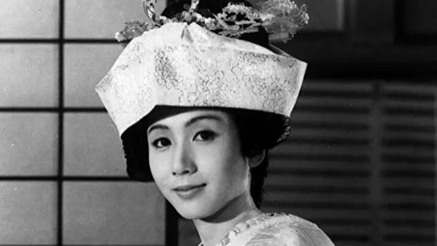 从白月光到百变影后，岩下志麻横扫日本影坛大奖，与丈夫恩爱58年