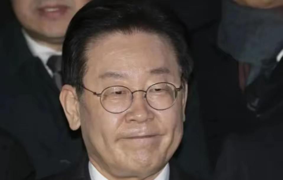 当不成总统了？李在明迎来坏消息，期限仅剩2周，已下达行政命令？
韩国新总统李在明