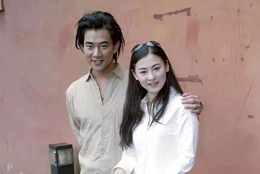 以前的女星随便挑一个出来，都要么有才要么有颜要么有料，比如张柏芝，比如朱茵… ​
