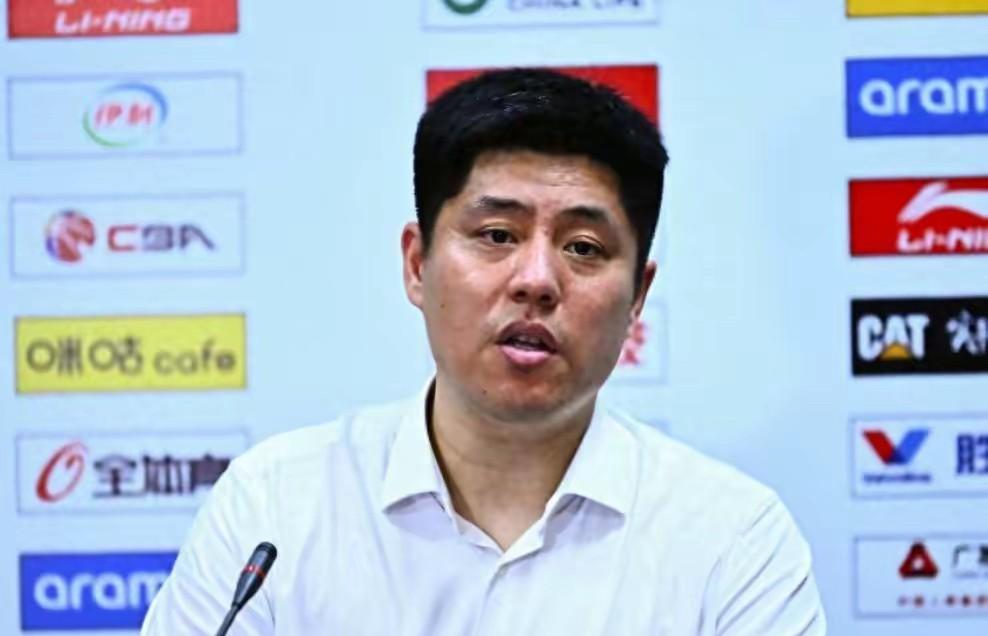 山西男篮今晚的比赛确实不被看好。从过往比赛看，本土球员能力和外援发挥都存在问题。