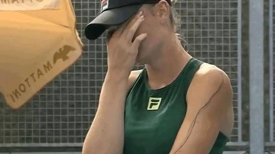 ACE被误判出界！王欣瑜罕见发火：我会去赛事总监那里投诉你