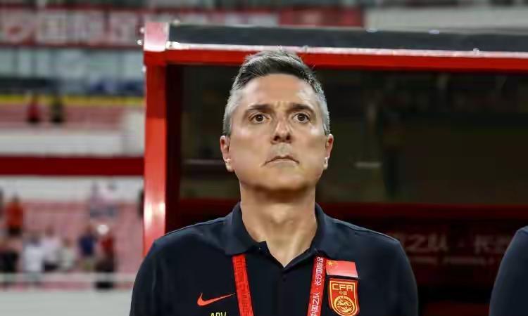 记者：澳大利亚没玩命踢似乎接受0-0 国足U22对对手限制做得不错
澳大利亚拼尽