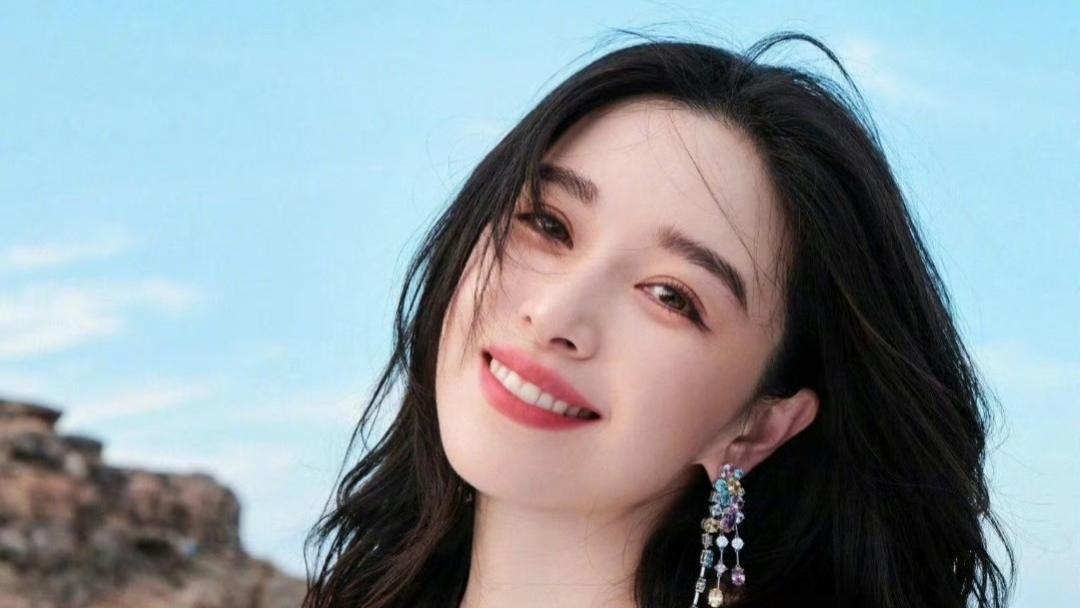 37岁阚清子产后30天复工：那个说"你爱大海"的女孩，活成了自己的靠山