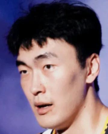 对阵山东还看大雁
今晚对山东，人们关注的热点一定是高诗岩和王岚钦的对决，一个是山