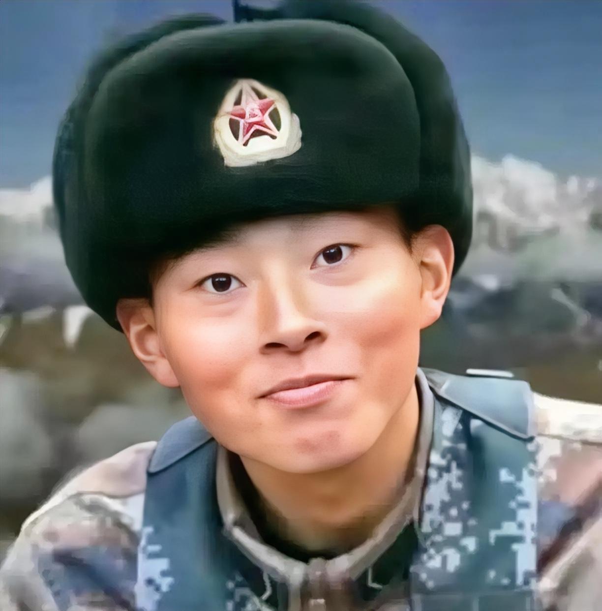花可送可不送，赞可点可不点，滑走也行，但有件事必须做——向英雄致敬！我们能安逸刷