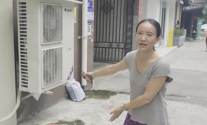 支持报警！四川乐山，女子开了一家西餐厅，没成想，店里还没正式开业，门前的40多个