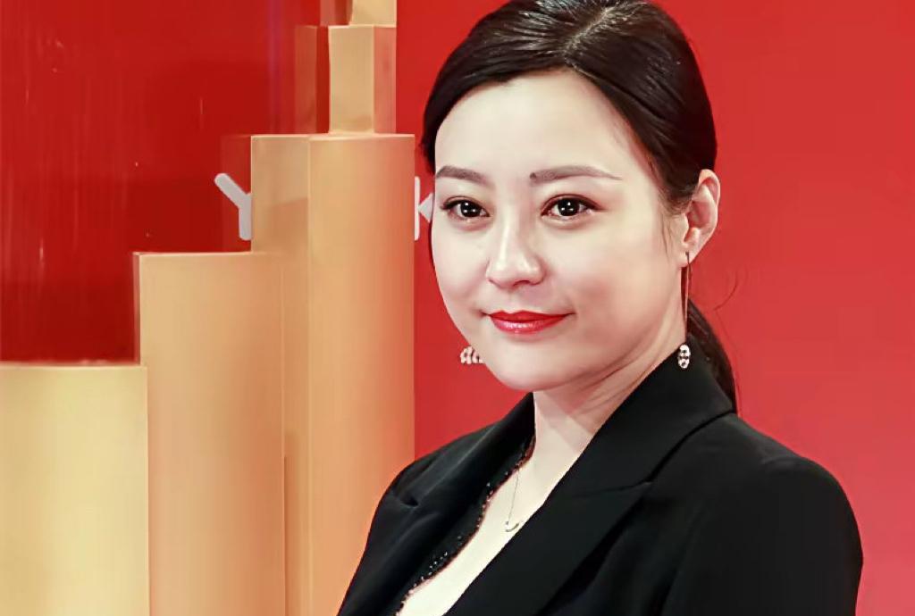 这次郝蕾的演技培训班，可是自砸了招牌。
她把吴谨言，易梦玲，高海宁什么带出来都没